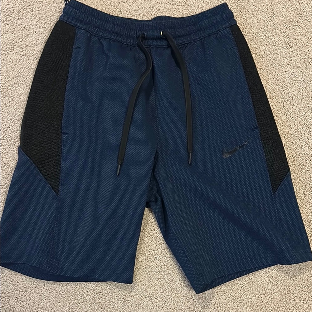 Nike Men's Blue and Black Athletic Shorts